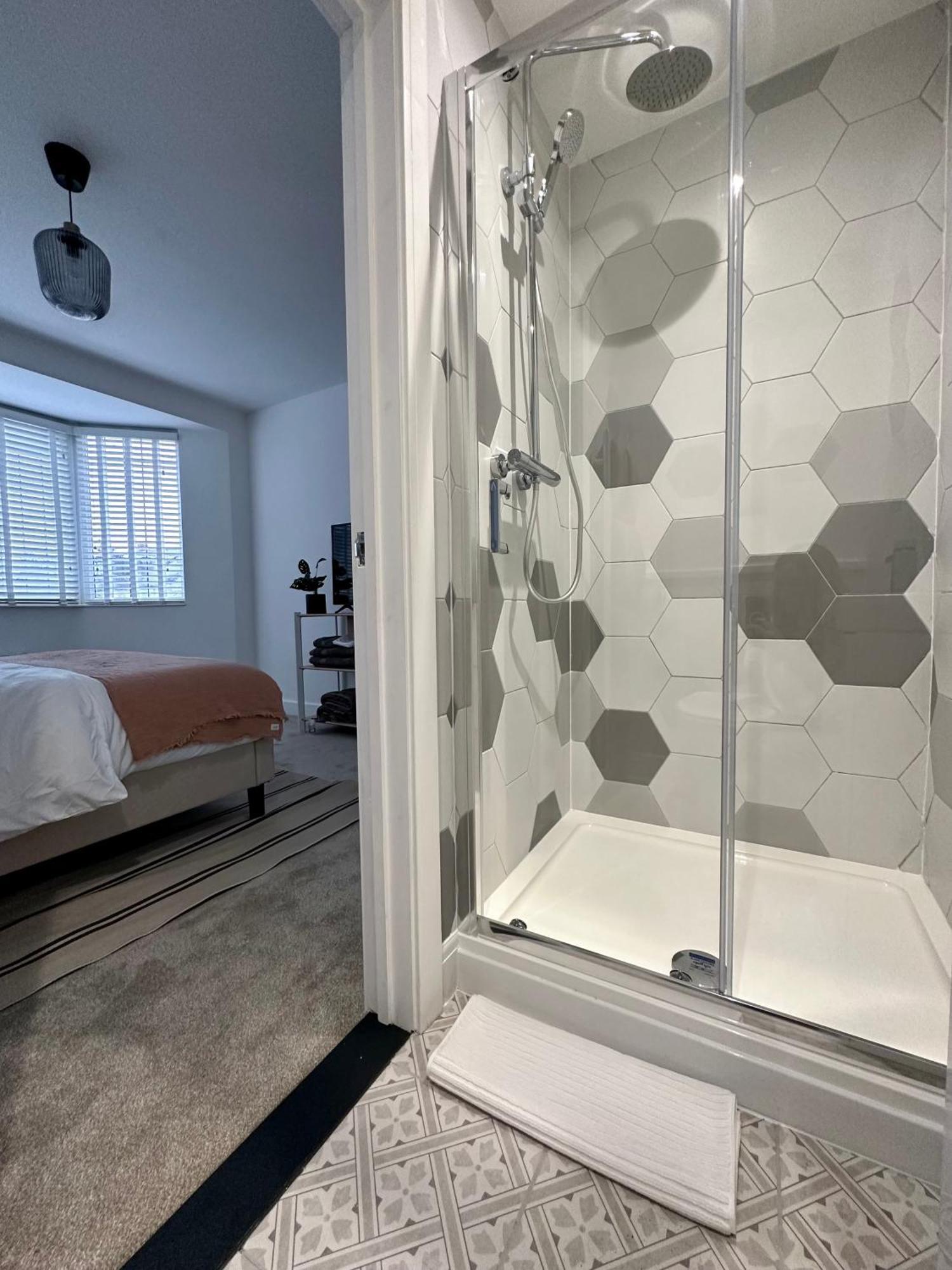 Clover Lodge Portsmouth Luxury Home With Off Road Free Parking Eksteriør bilde